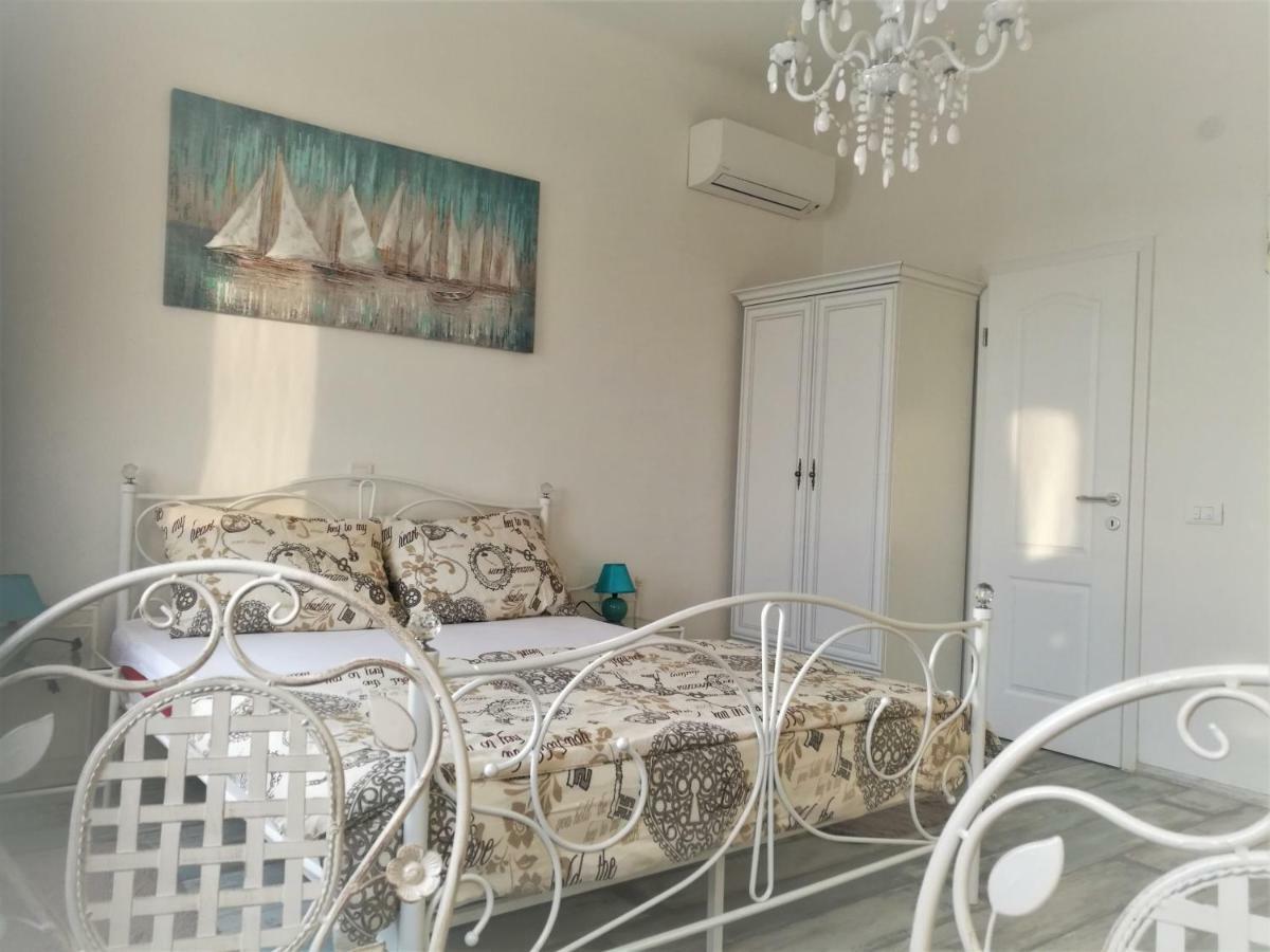 Main Square Apartments With Sea View Pula Exteriör bild